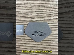 Label Pakaian Logam Grosir Besi Cetak Perak Reflektif Label Custom Made untuk Pakaian Shir