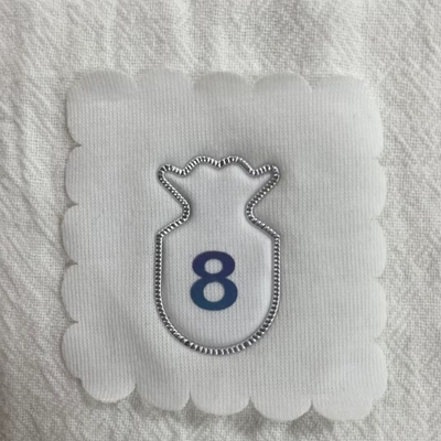 Pabrik Custom Hibiscus Kulit TPU Logo Ukiran Film High Frequency Patch Untuk Penggunaan Pakaian