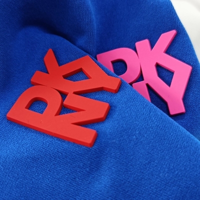 Label Transfer Panas Silikon Berkualitas Tinggi 3D Stiker Transfer Panas Soft Patch Silikon untuk Pakaian