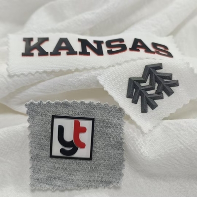 Pabrik Disesuaikan Hot Sale 3D Glossy Silicone Heat Transfer Sticker Kualitas Tinggi 3D Efek Heat Transfer Logo untuk Garment