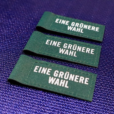 Kualitas tinggi 3d Silikon Pencetakan Logo Embossed Badge Label Garment Label Silikon Transfer panas untuk penggunaan pakaian