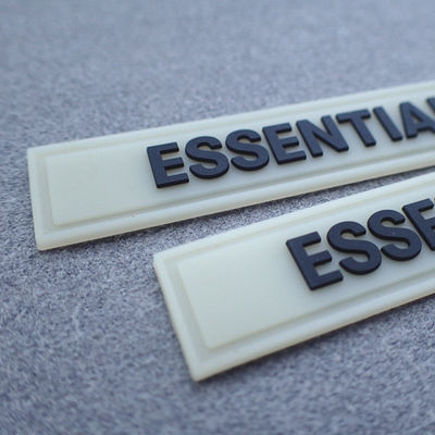Label Pakaian Karet PVC Matte Transparan Putih