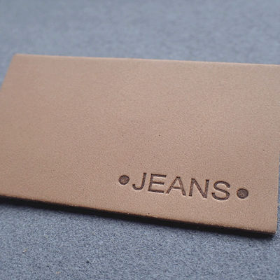 Hot Stamping Straight Cut Embossed Leather Patches Untuk Jeans